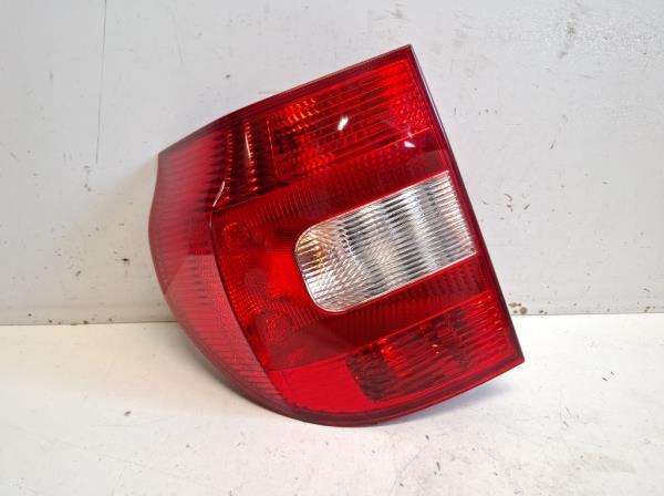 Skoda Yeti bal h�ts� l�mpa (5L0945095) foto