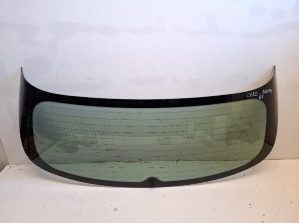 Kia Ceed h�ts� sz�lv�d�  foto