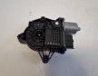 Dacia duster bal h�ts� ablakemel� motor (827213136R)
