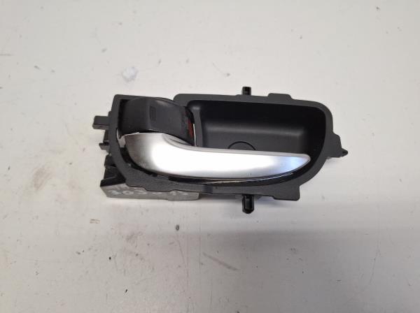 Toyota Yaris bal els� bels� kilincs (692060D271) foto