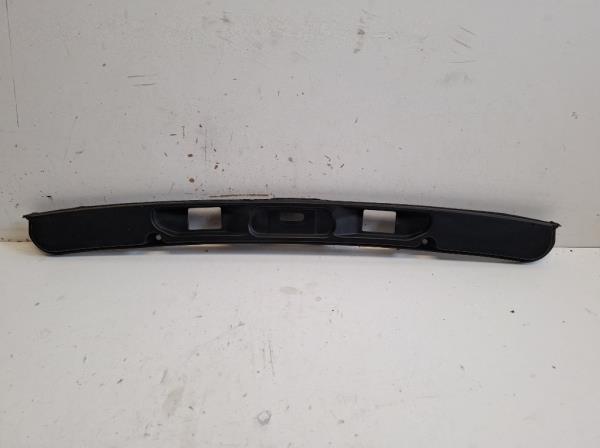 Suzuki Swift rendsz�m megvil�g�t� keret (8394168L0) foto
