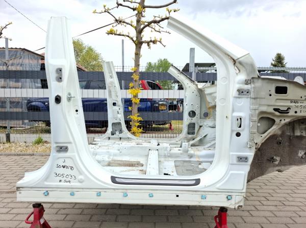 Kia Sorento jobb els� k�sz�b  foto