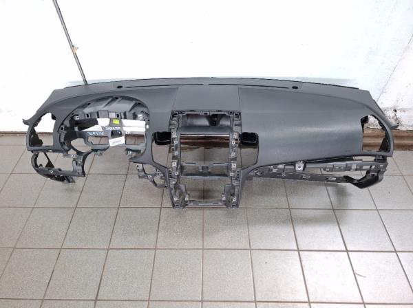 Kia Sorento m�szerfal p�rna (847102P000) foto