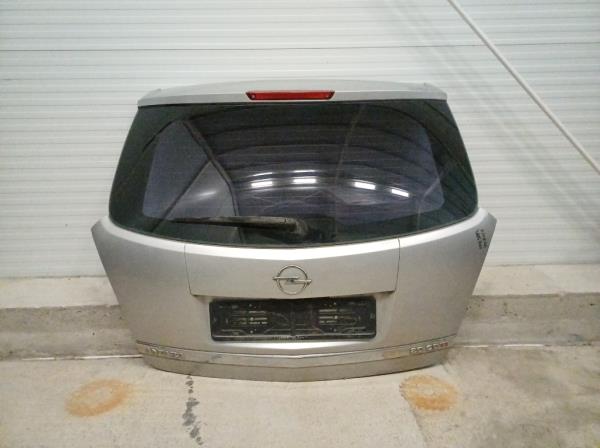 Opel Antara csomagt�rajt�  foto