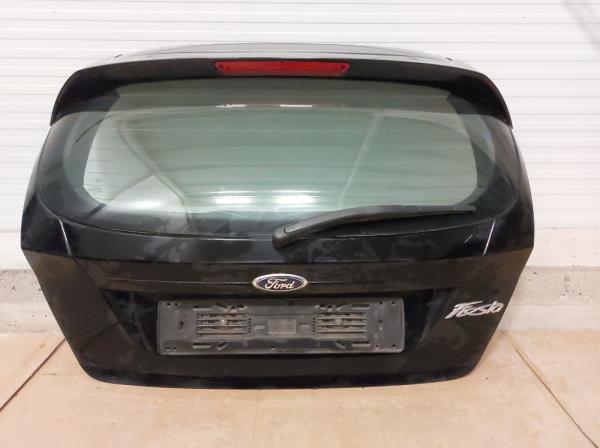 Ford Fiesta csomagt�rajt�  foto