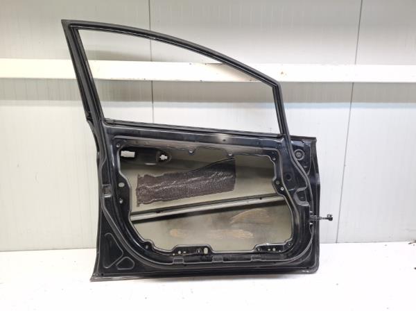 Ford Fiesta bal els� ajt�  foto