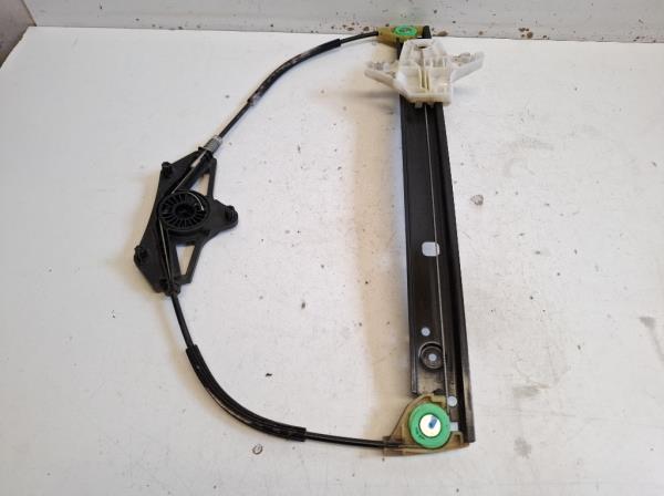 Skoda Octavia bal h�ts� Ablakemel� szerkezet elektromos (5E0839461) foto