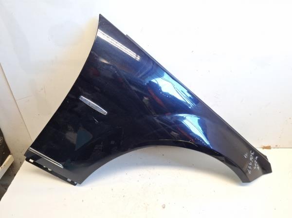 Mercedes C-oszt�ly W204 jobb els� s�rv�d� (A2048811001) foto