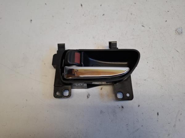 Subaru Forester bal h�ts� bels� kilincs  foto