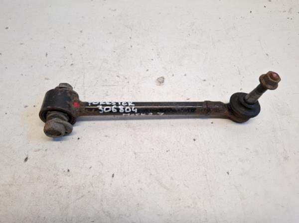 Subaru Forester bal h�ts� als� els� leng�kar  foto