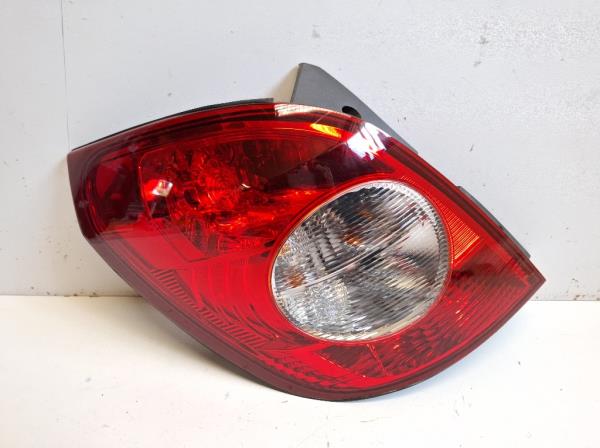 Opel Antara bal h�ts� l�mpa  foto