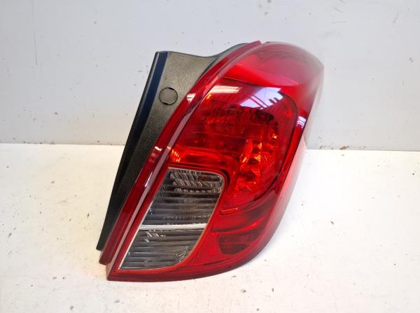 Opel Mokka jobb h�ts� l�mpa (42558889) foto