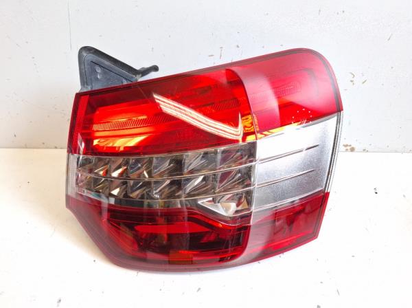 Citroen C5 jobb h�ts� k�ls� l�mpa (9675061480) foto