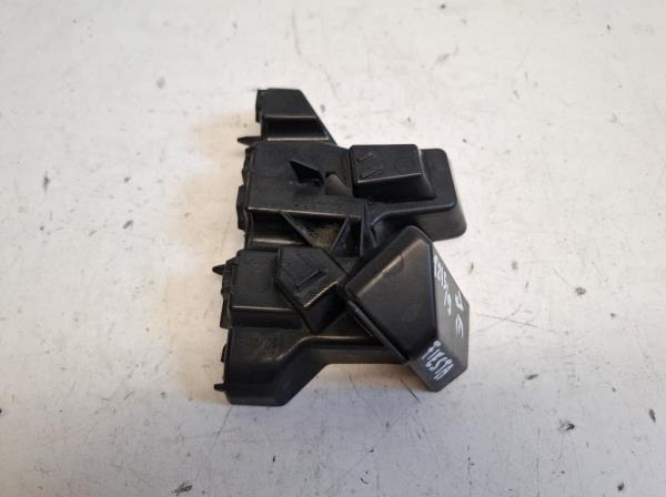 Ford Fiesta jobb els� l�kh�r�t� oldal tart� (H1BB17D958A) foto