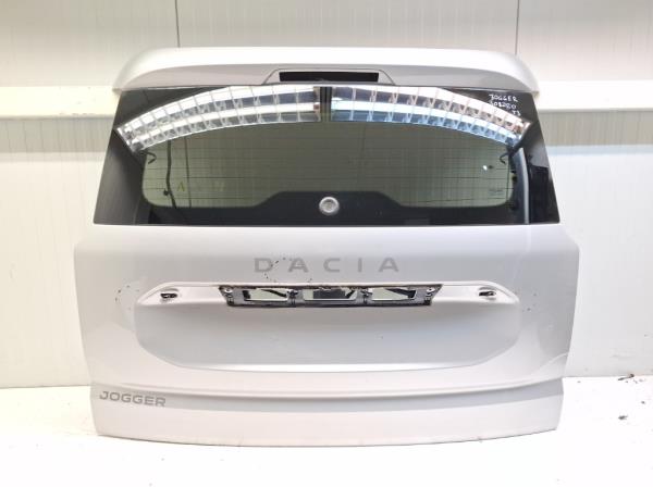 Dacia Jogger csomagt�rajt�  foto