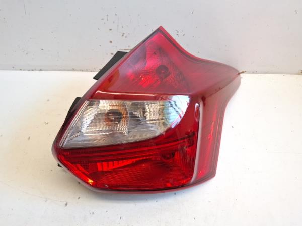 Ford Focus jobb h�ts� l�mpa (BM5113404BG) foto