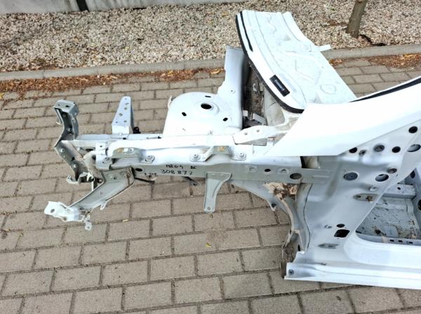 Renault Megane bal els� negyed  foto
