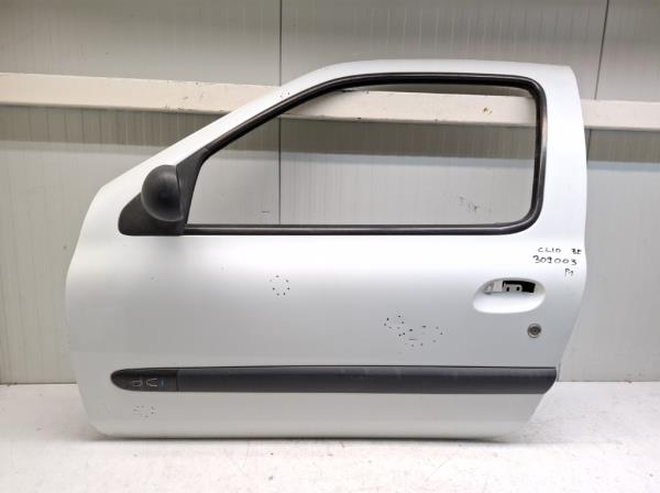 Renault Clio bal els� ajt�  foto