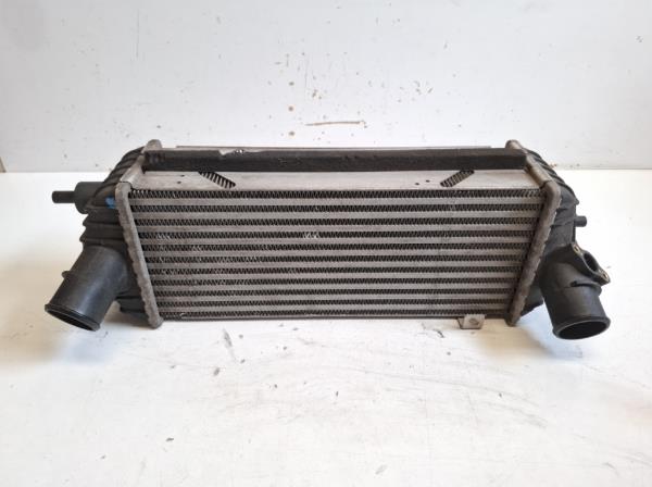 Hyundai IX35 intercoolerh�t� (282702A850) foto
