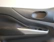 Nissan Navara bal els� ajt�k�rpit 