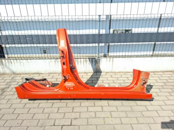 Nissan Micra jobb k�sz�b  foto