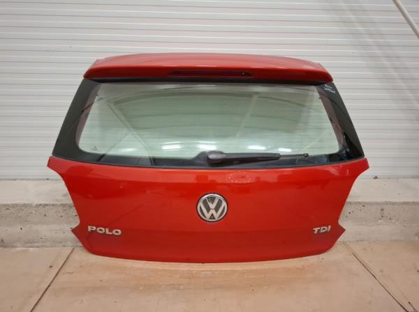 VW Polo csomagt�rajt�  foto