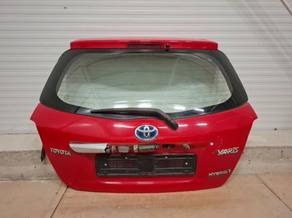 Toyota Yaris csomagt�rajt�  foto
