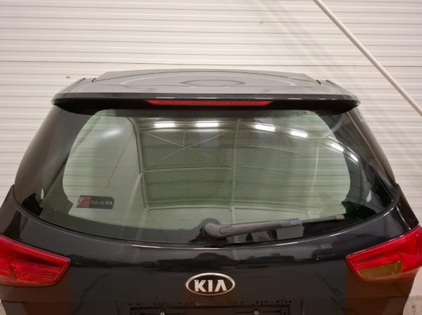 Kia Ceed h�ts� sz�lv�d�  foto