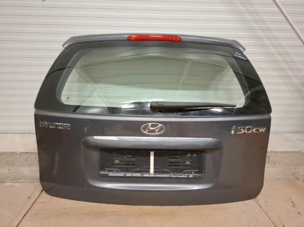 Hyundai I 30 csomagt�rajt�  foto