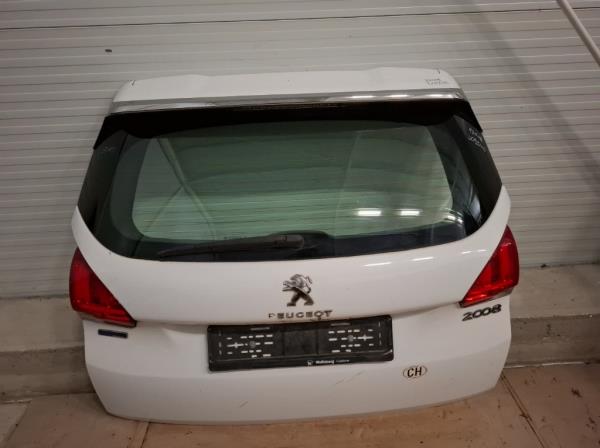 Peugeot 2008 csomagt�rajt�  foto