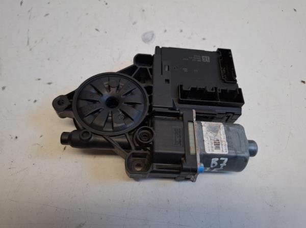 VW Passat VII jobb els� ablakemel� motor (3AA959702A) foto