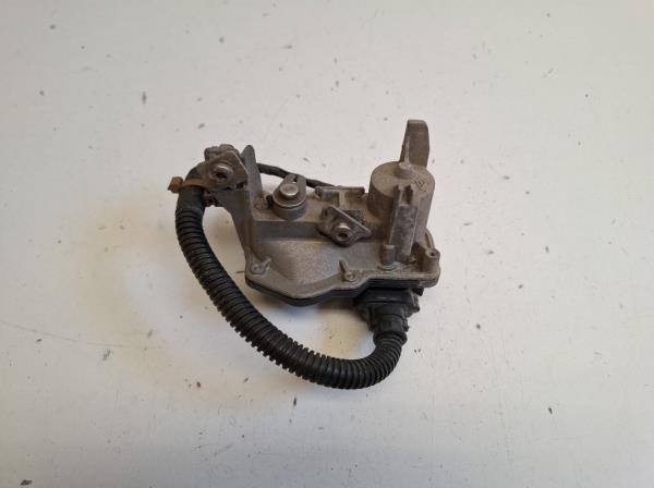Renault Megane kipufog�g�z szab�lyz� motor (147B080100R) foto