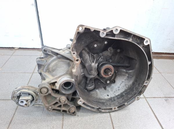 Ford Fiesta v�lt� (H1BR7002HFC) foto