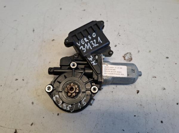 Toyota Verso jobb h�ts� ablakemel� motor (698300F040) foto