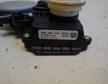 Toyota Verso jobb h�ts� ablakemel� motor (698300F040)