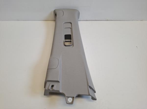 Toyota Hilux bal fels� b oszlop k�rpit (62412KK020) foto