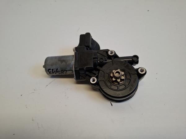 Toyota Hilux jobb els� ablakemel� motor (857100K180) foto