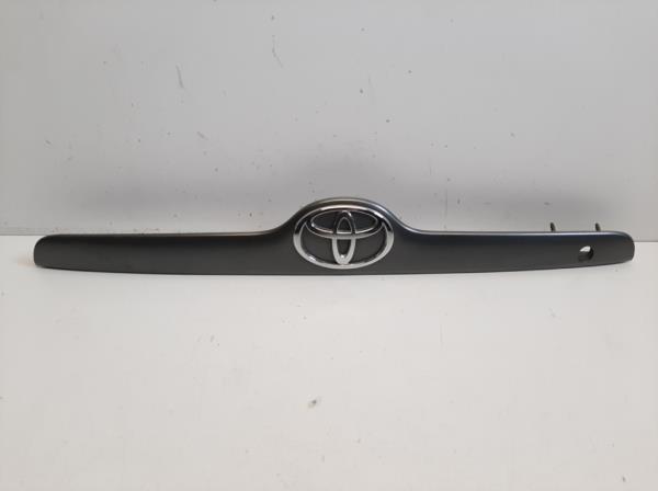 Toyota Corolla rendszm megvilgt keret (7680113050) foto