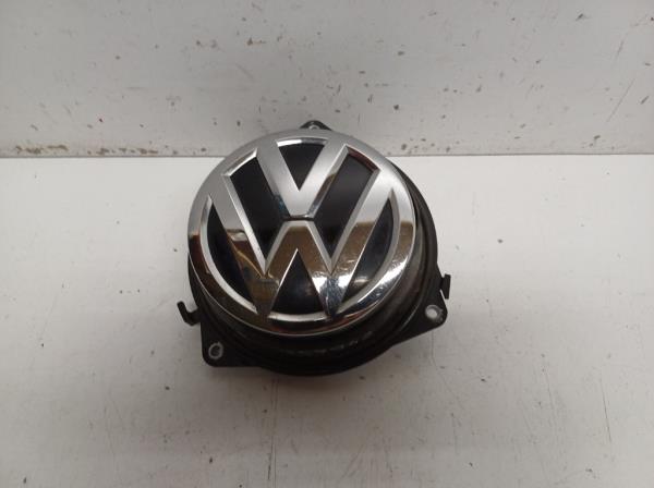 VW Golf VII csomagtrajt kilincs (5G6827469C) foto