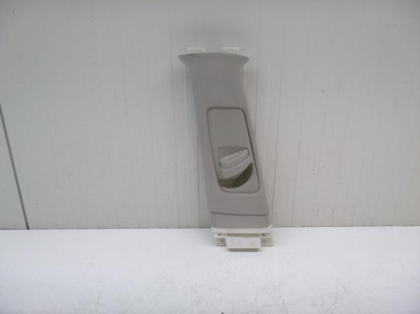 Toyota Avensis bal fels b oszlop krpit (6241205030) foto
