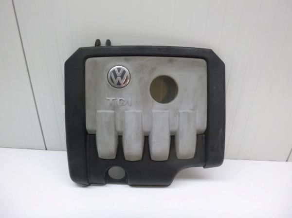 VW Golf V motorburkolat (03G103925BP) foto
